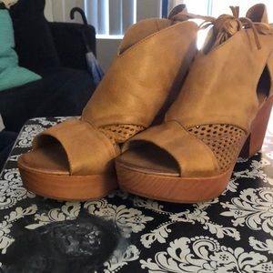 Free People Clogs